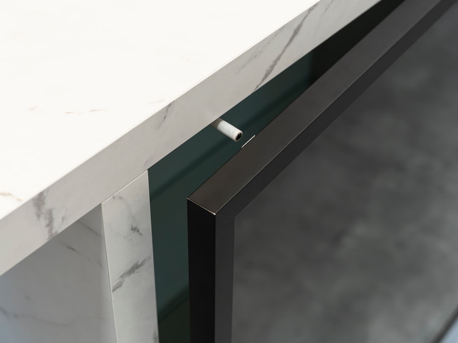 Kuchnia Cristal – fronty Dąb Cremona, Czarny Mat, Grafit, blat Marmur Crystal – zdjęcie 5